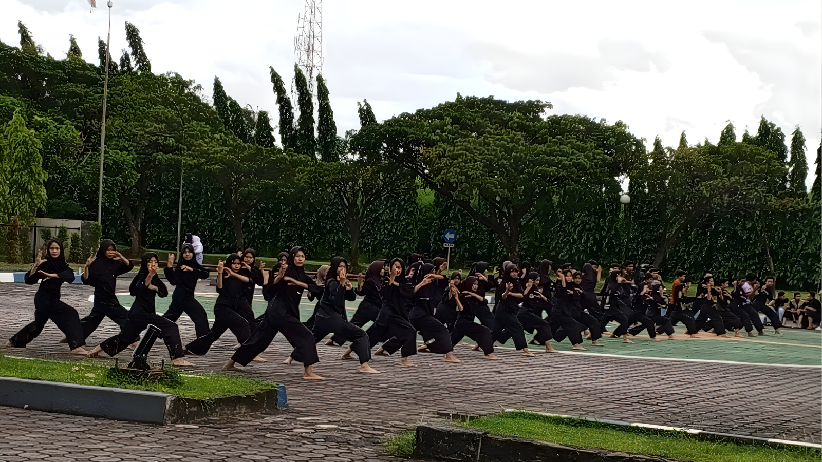 Latihan Pencak Silat Bandrong